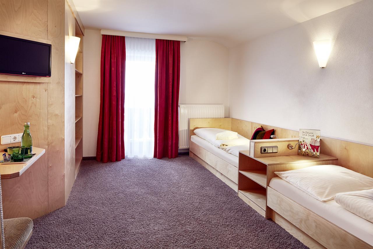 Unser Loisach Otel Lermoos Dış mekan fotoğraf